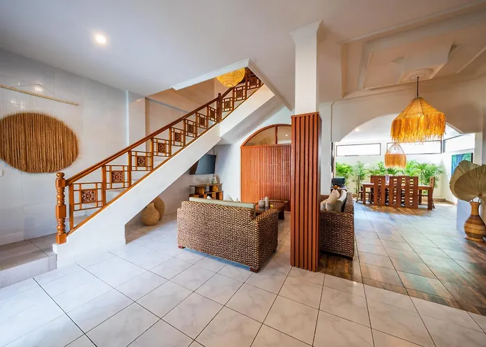 Villa Wes - Legian - 5 Bedroom - 4 Bath - Location